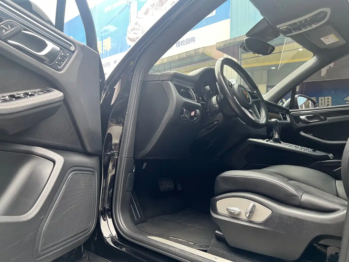 Porsche Macan 2017 Macan S 3.0T фото 10