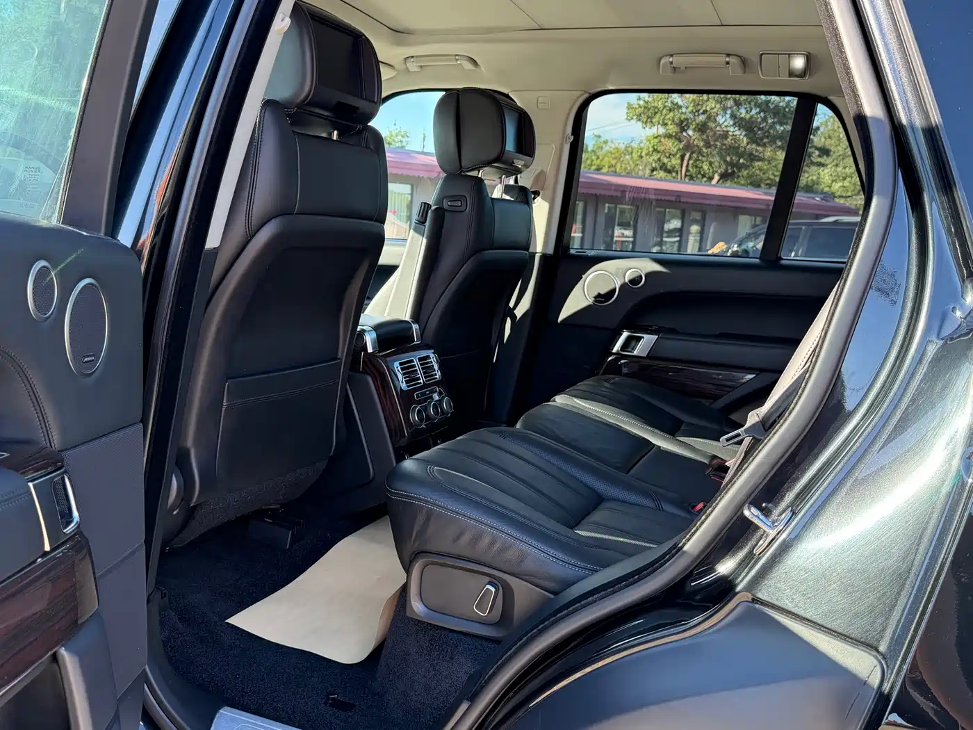 Land Rover Range Rover 2013 2013 NA 5.0 V8 Vogue SE