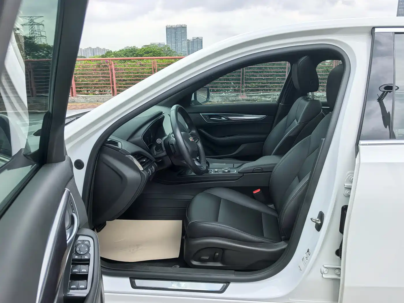Cadillac CT5 2020 Facelift 28T Fashion Edition фото 5