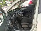 Фото 15 - Buick Encore