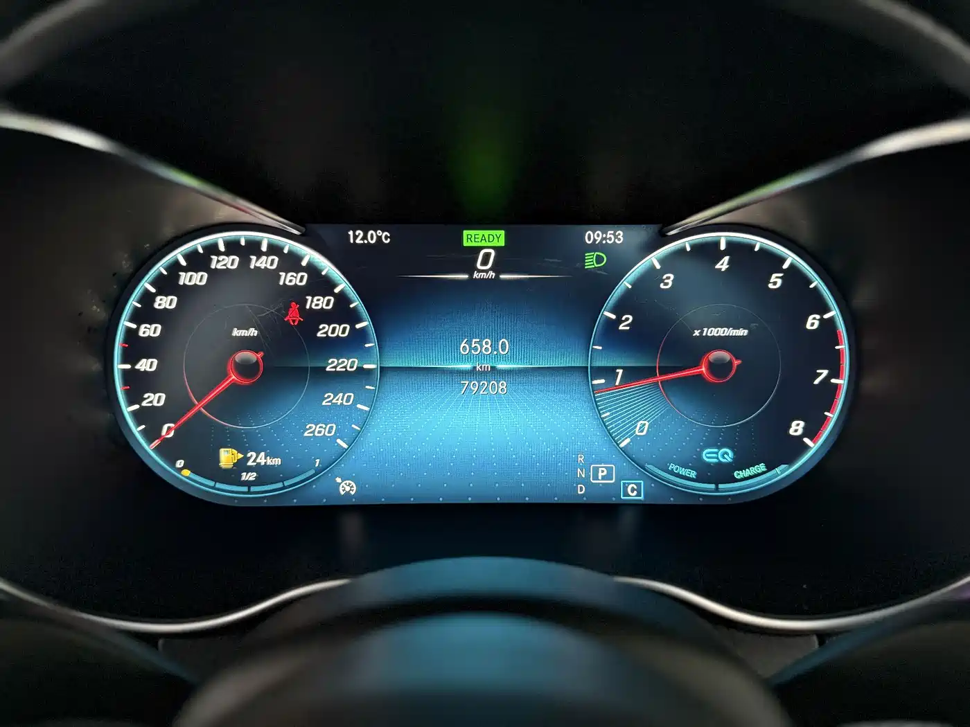 MERCEDES-BENZ C CLASS