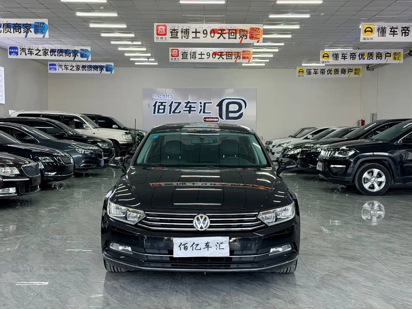 Volkswagen Magotan 2018 330TSI DSG Leading фото 4
