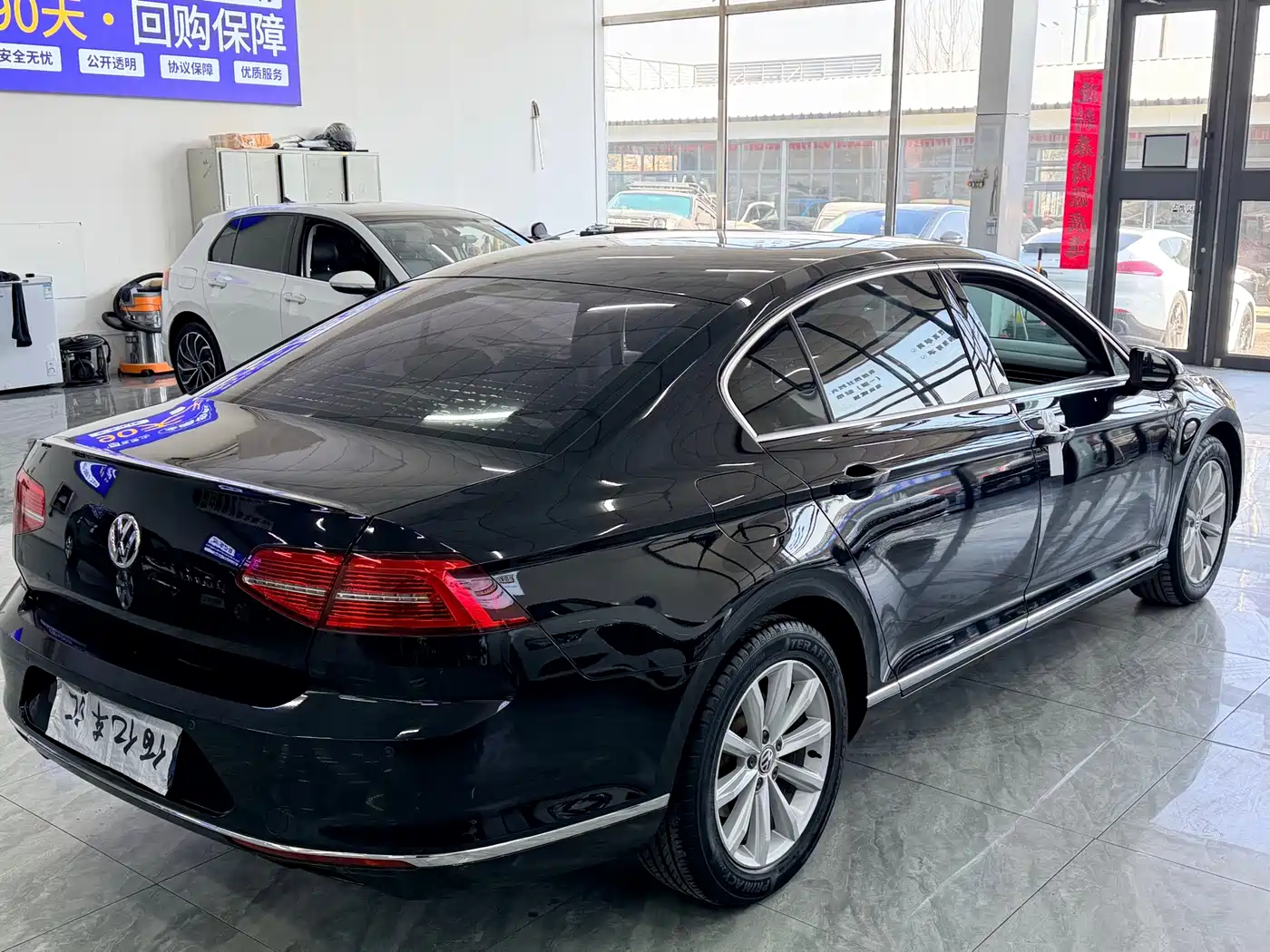 Volkswagen Magotan 2018 330TSI DSG Leading фото 7