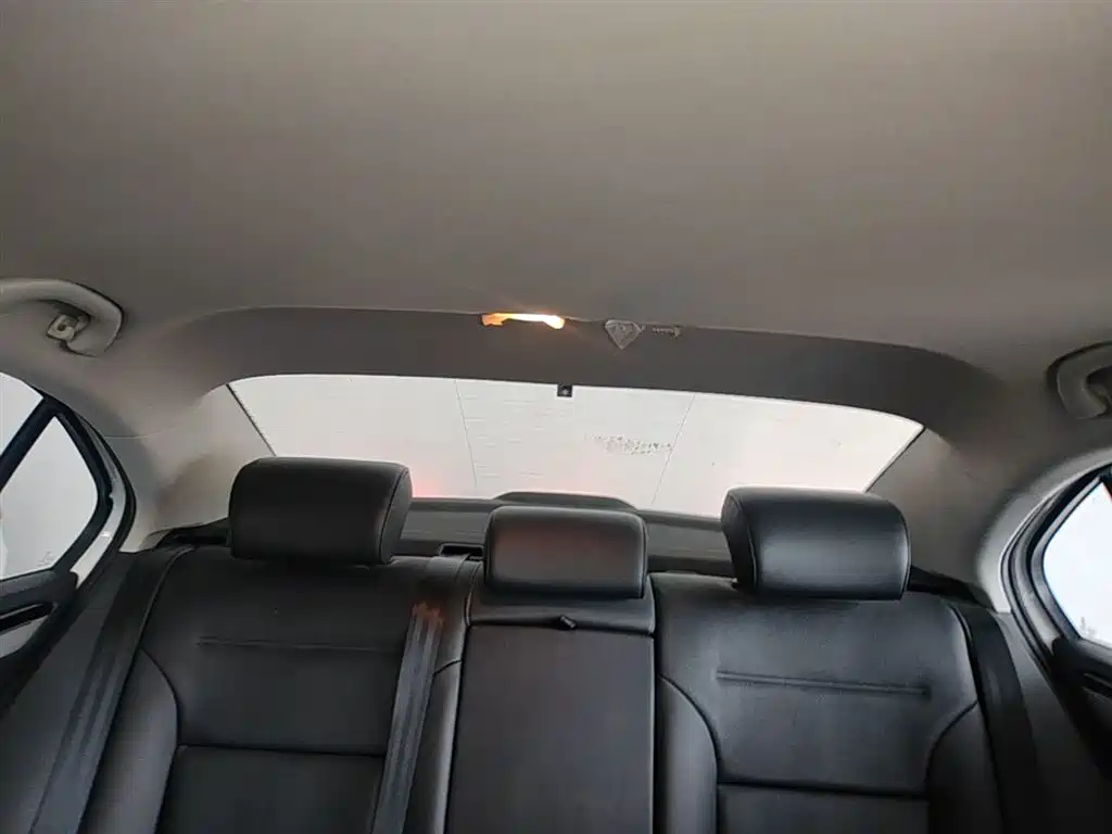 Volkswagen Sagitar 2018 280TSI DSG Comfort фото 18