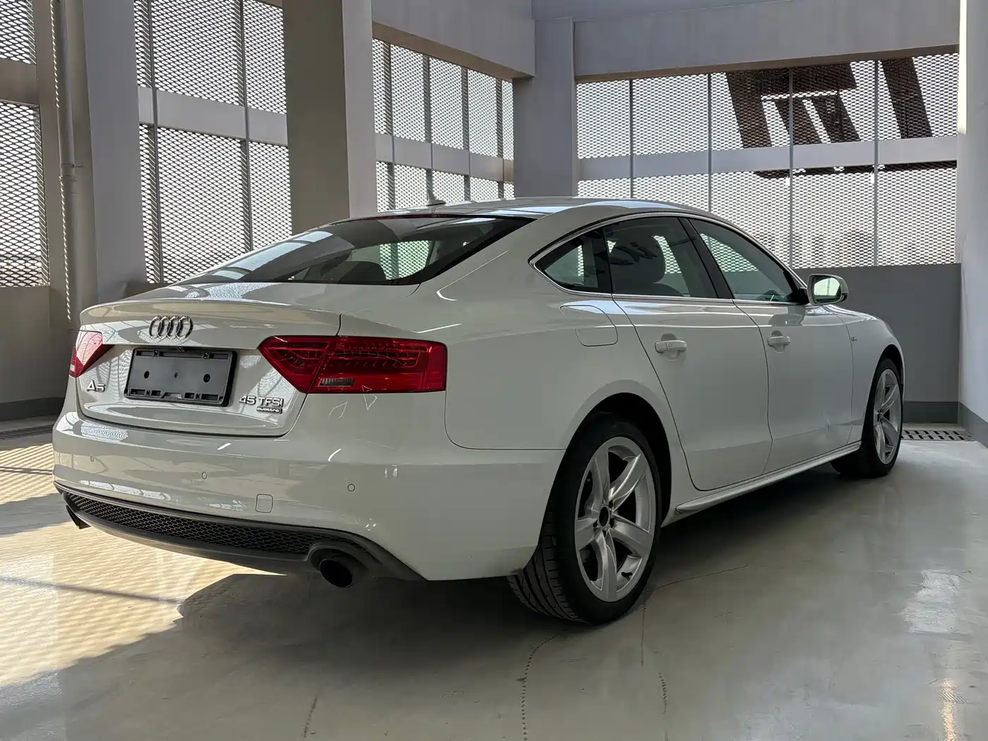 Audi A5 (Import) 2014 Sportback 45 TFSI quattro фото 9