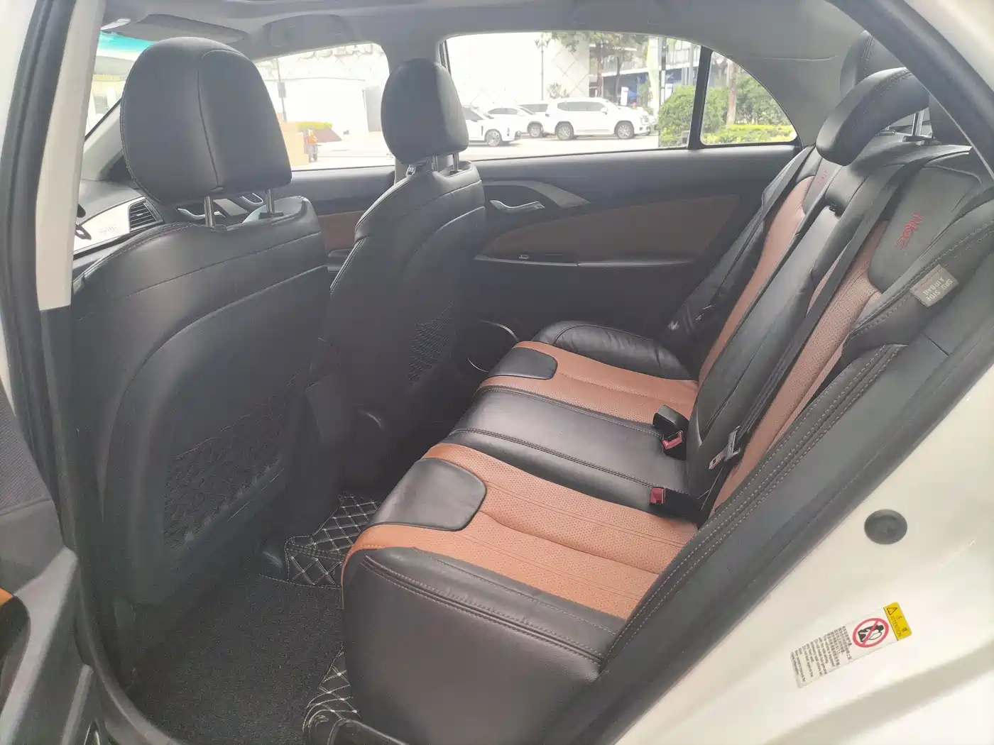 BYD Qin New Energy 2015 1.5T Double Champion Flagship Plus фото 10