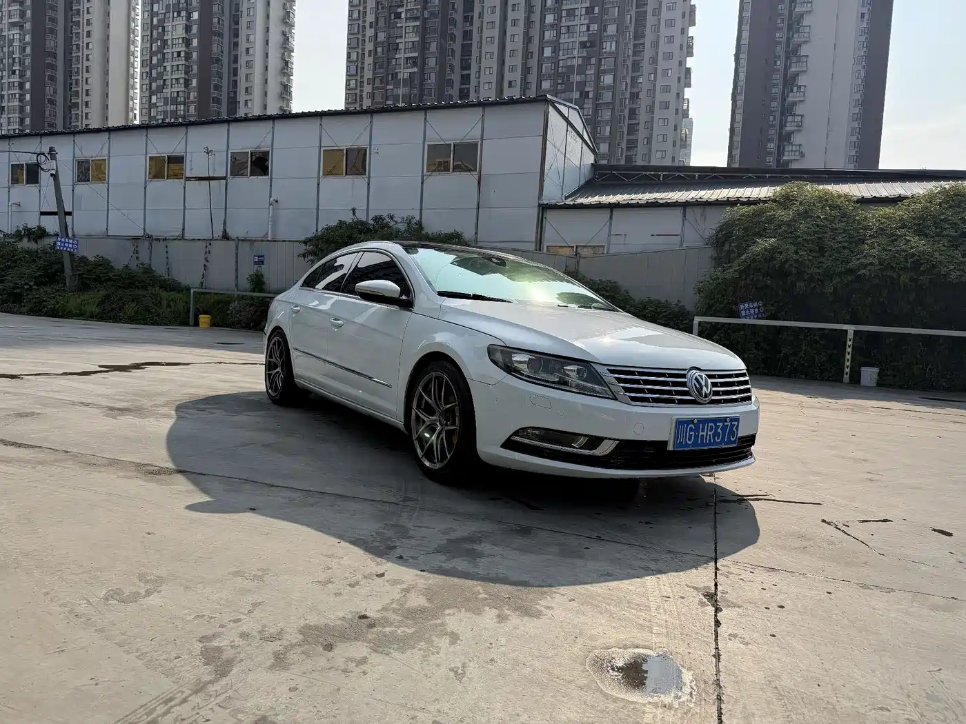 Volkswagen FAW-Volkswagen CC 2016 Model 2.0TSI Ultimate фото 3