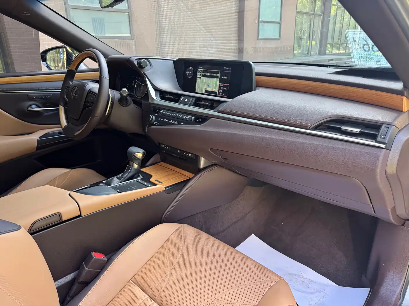 Lexus ES 2018 300h Premium Edition China V фото 9