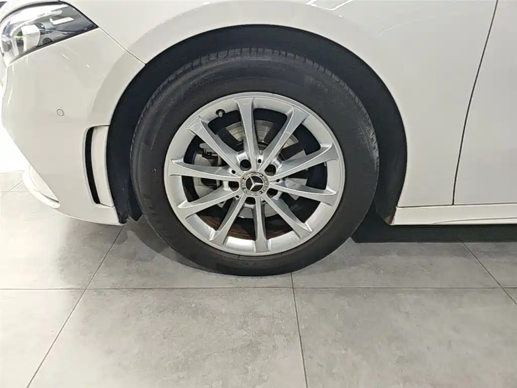 Mercedes-Benz A-Class 2022 Facelift A 200 L Sport Sedan Fashion Style фото 23