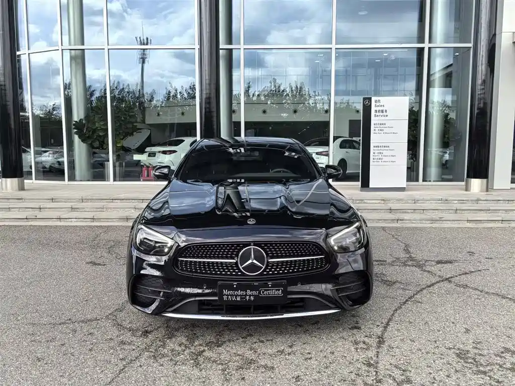 Mercedes-Benz E-Class 2023 E 300 L Sport Fashion фото 2