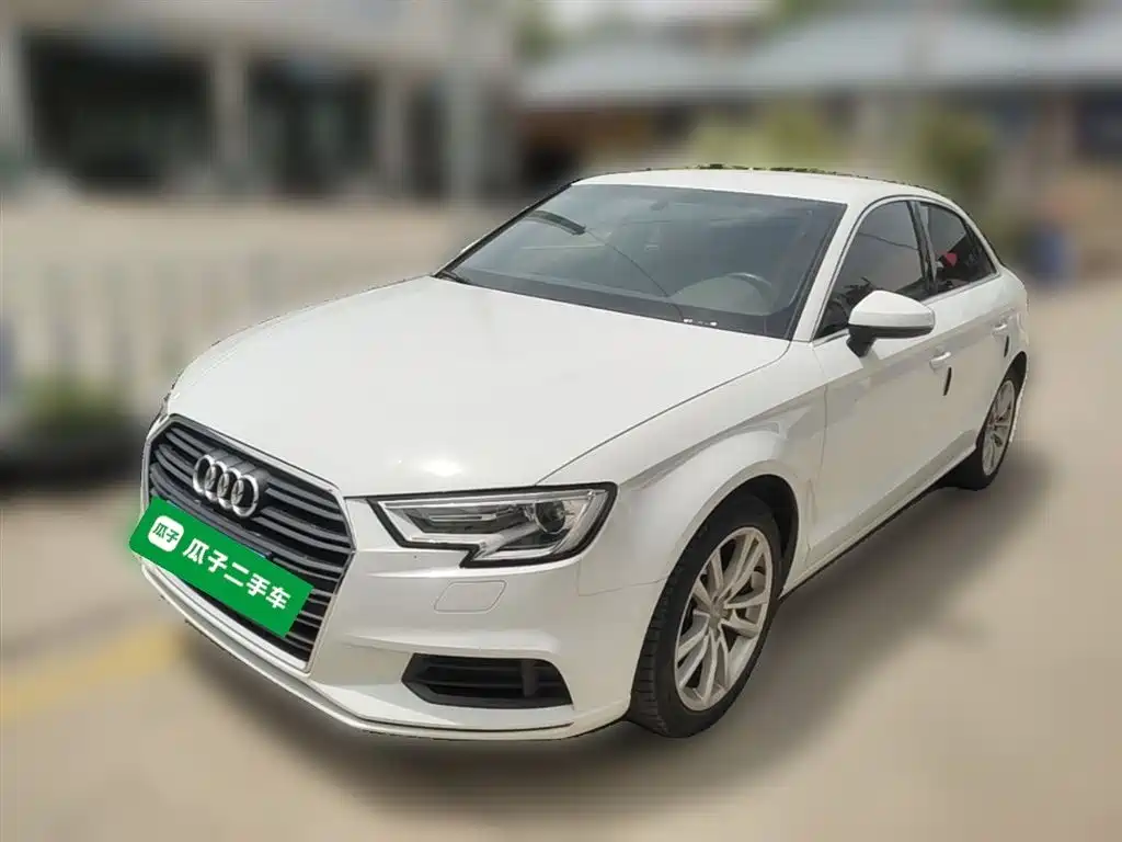 Audi A3 2018 30th Anniversary Limousine 35 TFSI Progressive