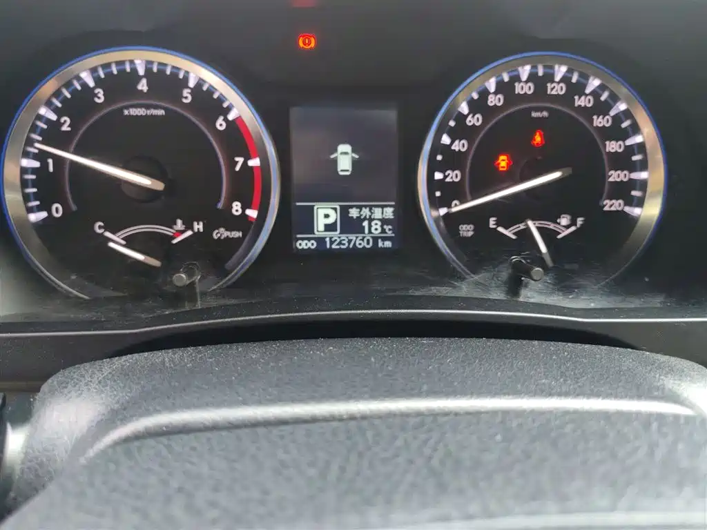 Toyota Highlander 2015 2.0T FWD Elite Edition 7-seater фото 5