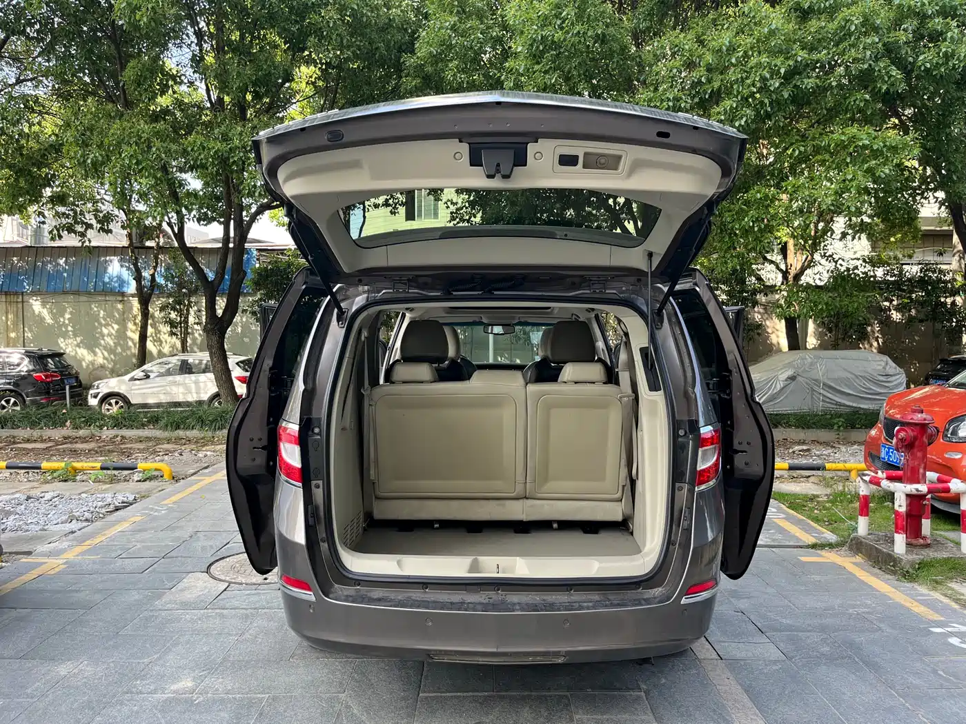 Buick GL8 2013 3.0L GT Luxury Business Elegance Edition фото 19