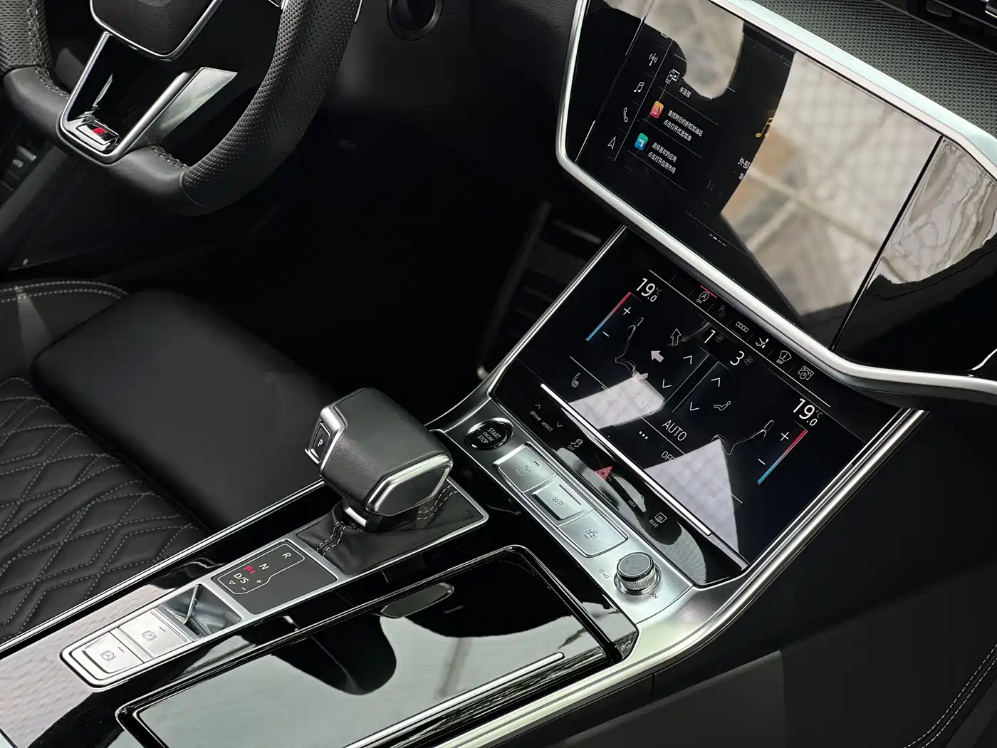 Audi A7 2024 55 TFSI quattro Exclusive фото 13
