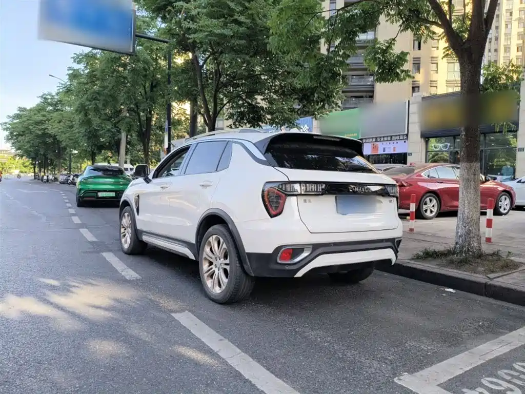 Lynk & Co 01 2019 2.0T 2WD Type Pro Version China V фото 9