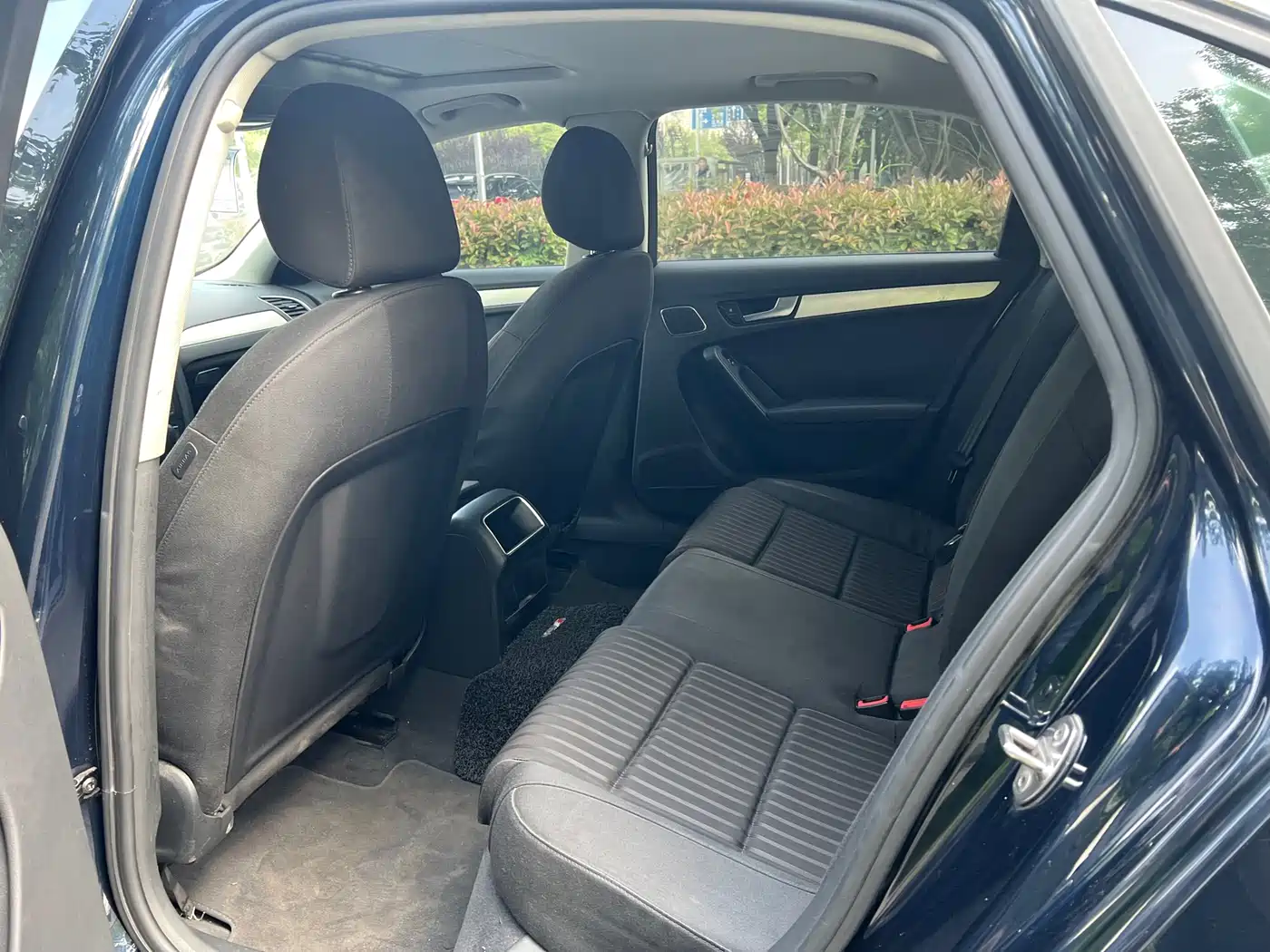Audi A4L 2012 2.0 TFSI Auto Comfort фото 14