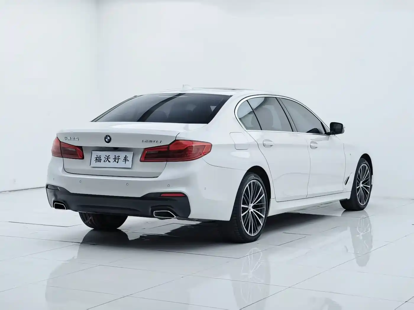 BMW 5 Series 2020 530Li Exclusive M Sport Package фото 33