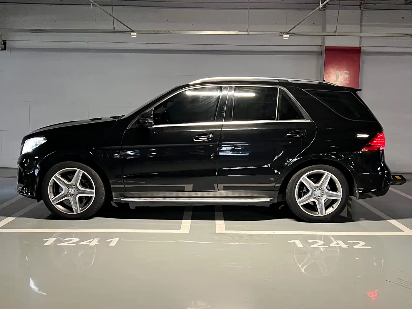 Mercedes-Benz GLE 2016 2016 GLE 400 4MATIC