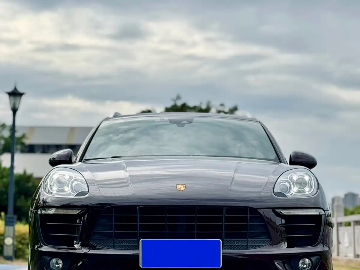 Porsche Macan 2017 Macan 2.0T фото 2