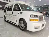 Фото 1 - GMC Savana