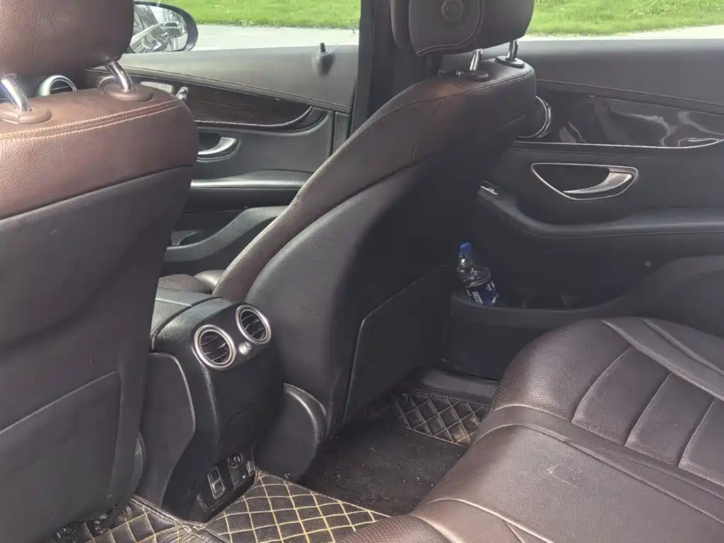 Mercedes-Benz GLC 2019 GLC 260 4MATIC Dynamic фото 6