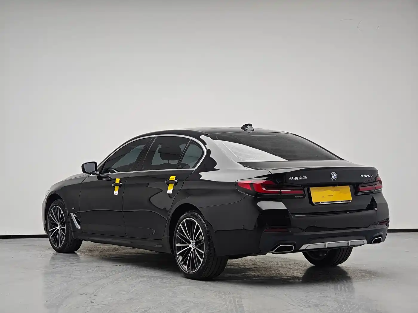 BMW 5 Series 2023 Facelift 530Li Leading M Sport Package фото 6