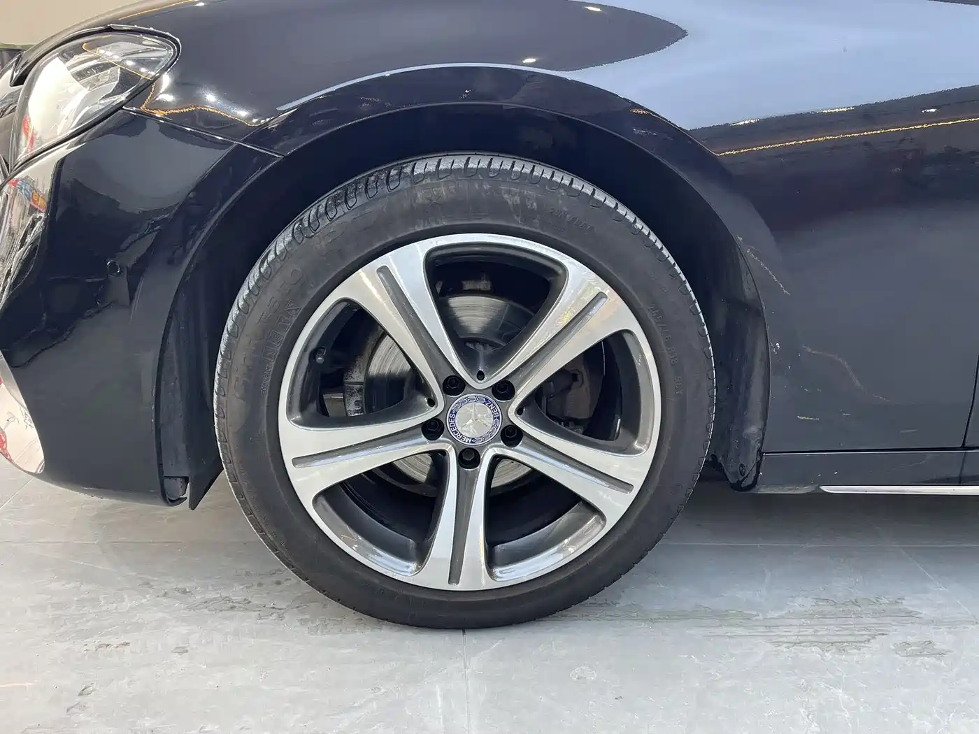 Mercedes-Benz E-Class 2016 E 200 L Sport Type фото 15