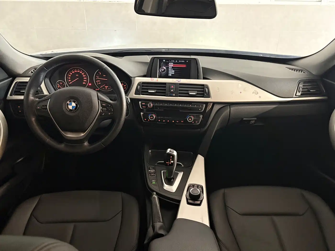 BMW 3 Series GT 2016 320i Fashion Style фото 17
