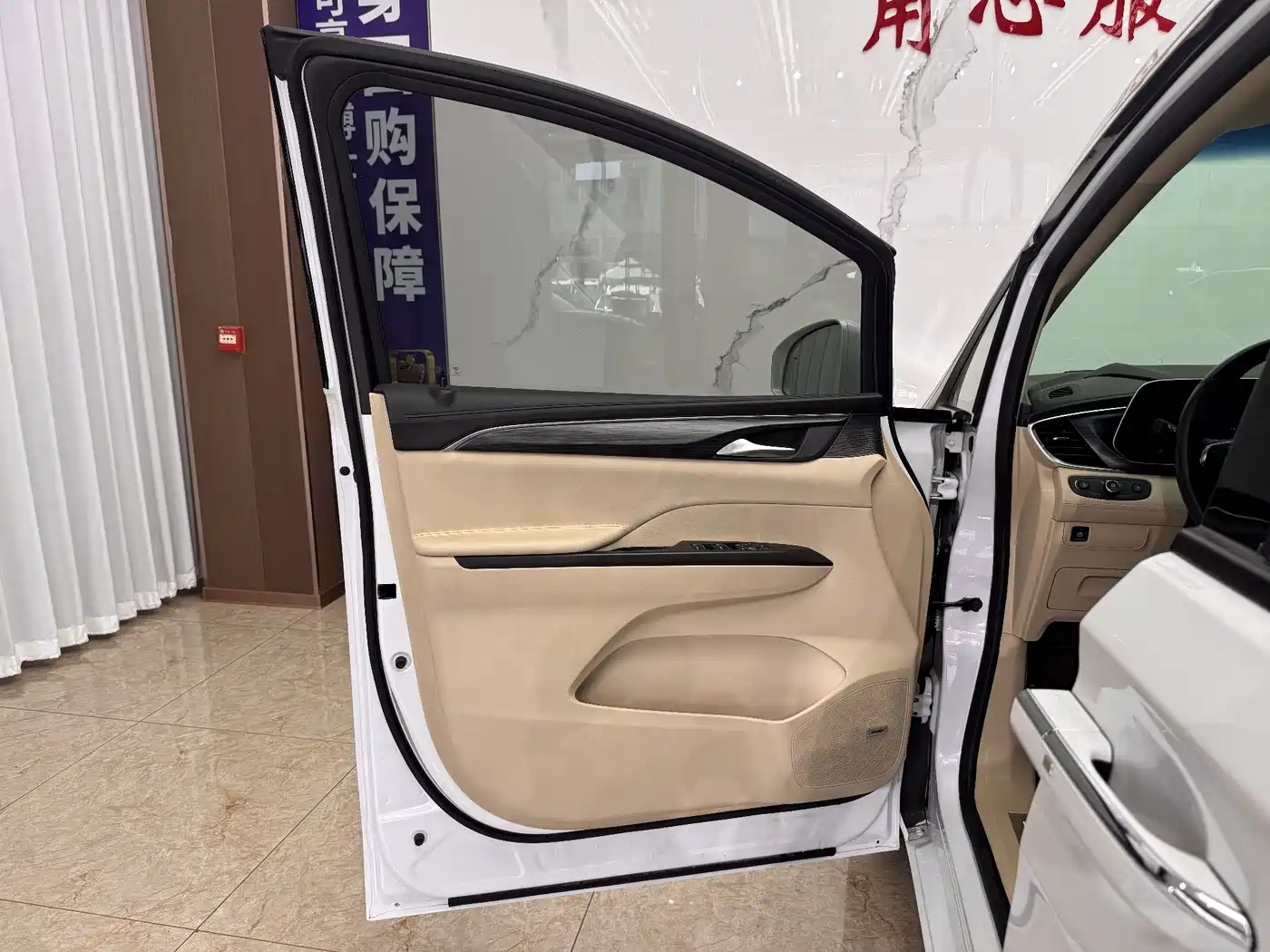 Buick GL8 2023 ES Landmaster Flagship фото 16