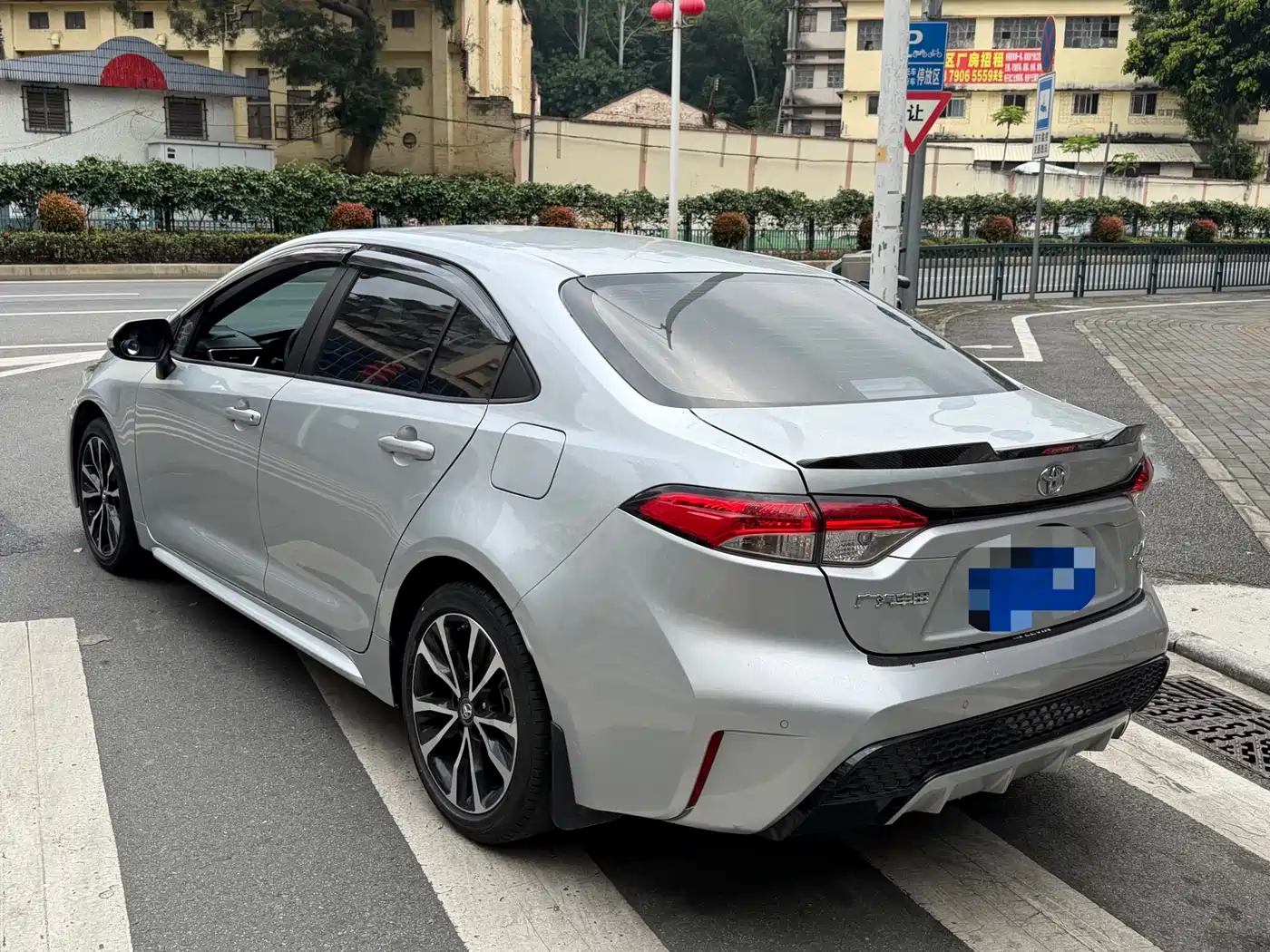 Toyota Levin 2021 185T CVT Sport Edition фото 4