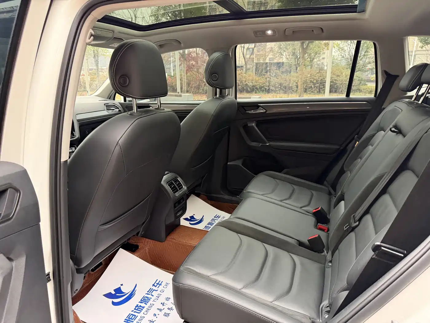 Volkswagen Tiguan L 2021 330TSI Automatic 2WD R-Line Flagship фото 7