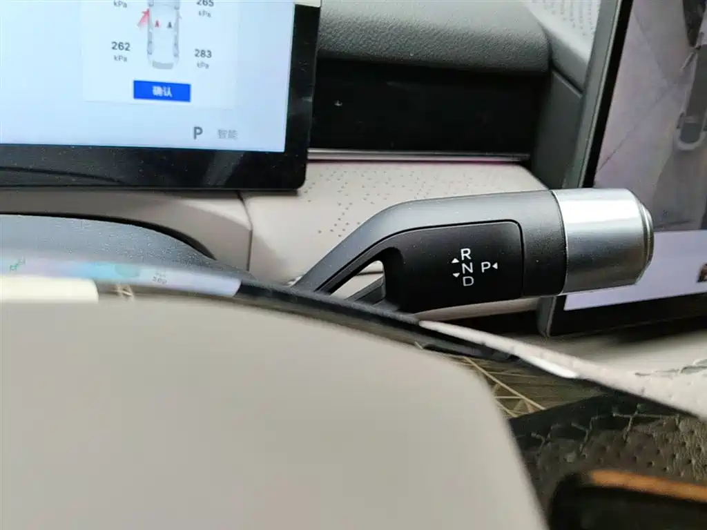 Geely Galaxy Galaxy Xingyao 8 2025 130km EM-P Starship Edition фото 14