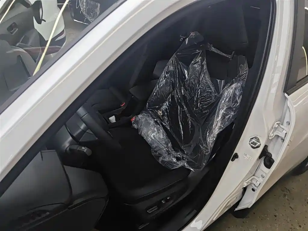 Toyota Frontlander 2026 2.0L CVT Comfort Edition фото 11