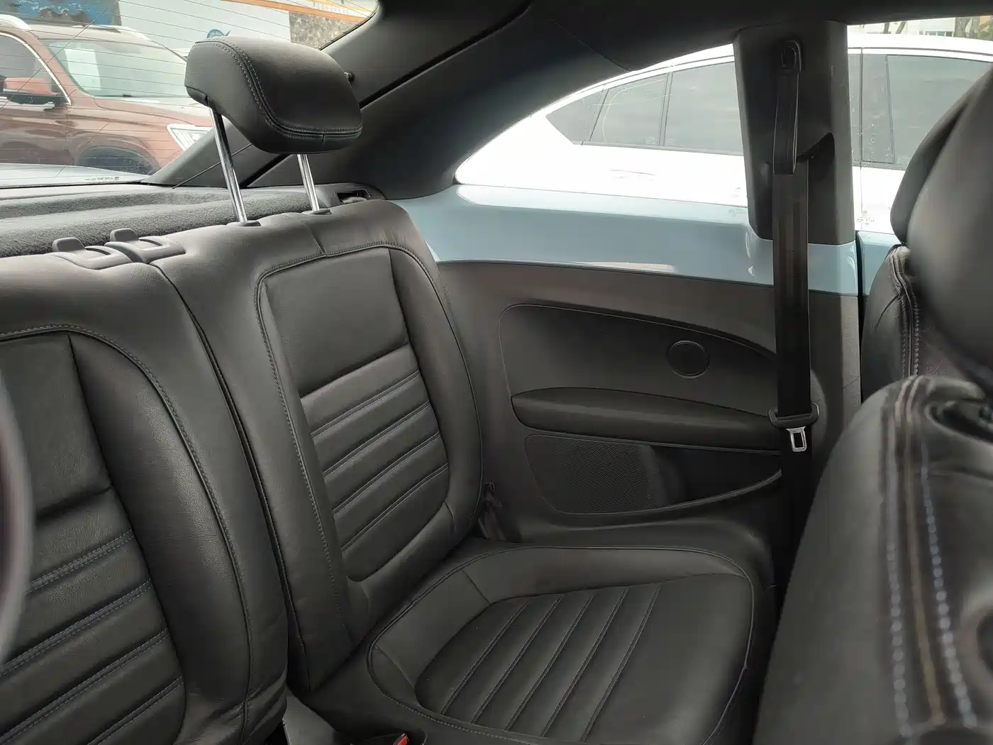 Volkswagen Beetle 2014 1.2TSI Fashion Edition фото 11