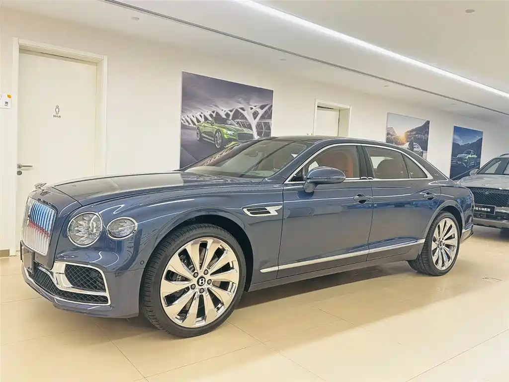 Bentley Flying Spur 2025 2024 4.0T V8 Standard Edition
