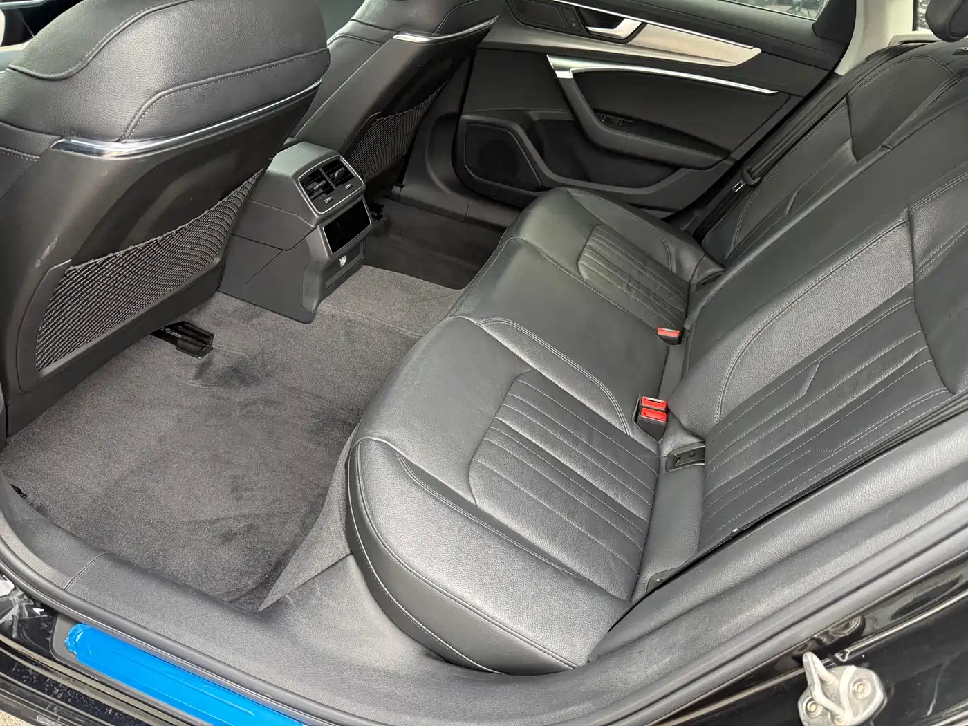 Audi A6L 2022 45 TFSI quattro Premium Elegance фото 8