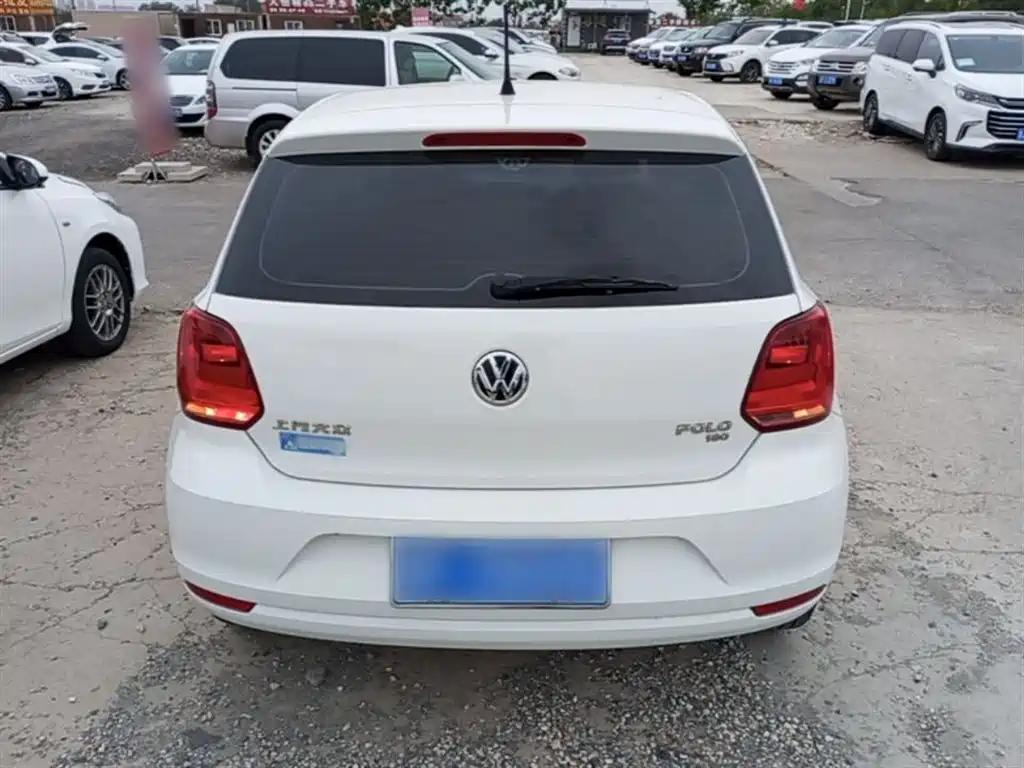 Volkswagen Polo 2018 1.5L Auto Safe Drive фото 6