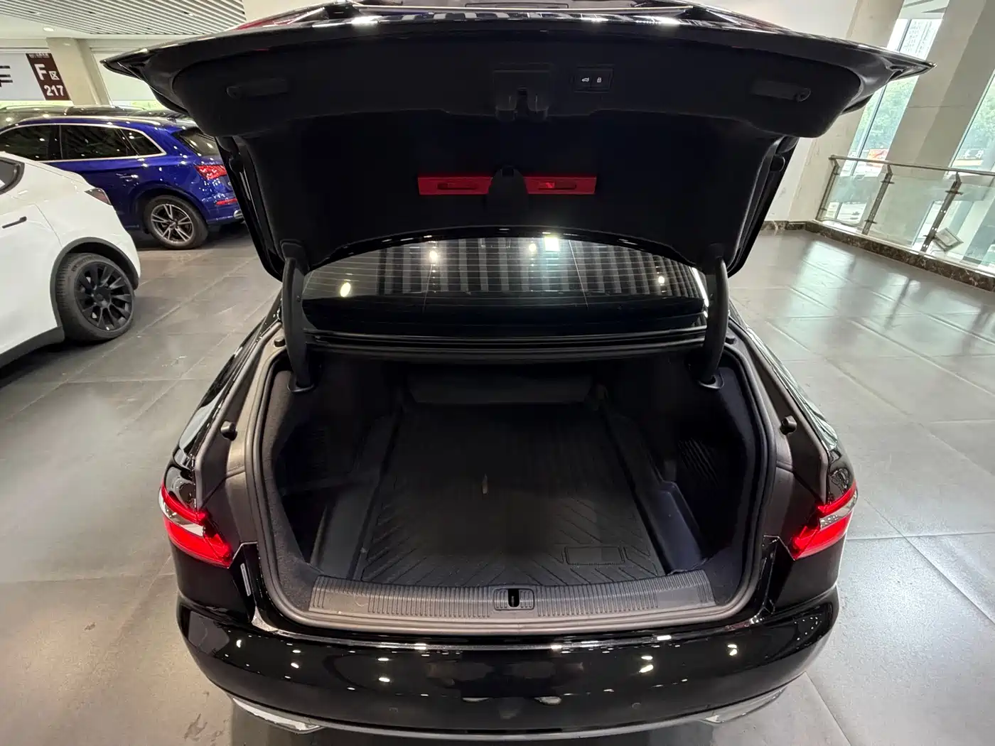 Audi A8 2021 A8L 50 TFSI quattro Comfort фото 10