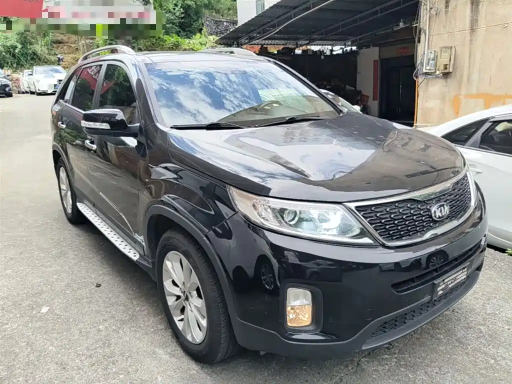 Kia Sorento 2013 2.4L 7-seat Gasoline Luxury Edition фото 4