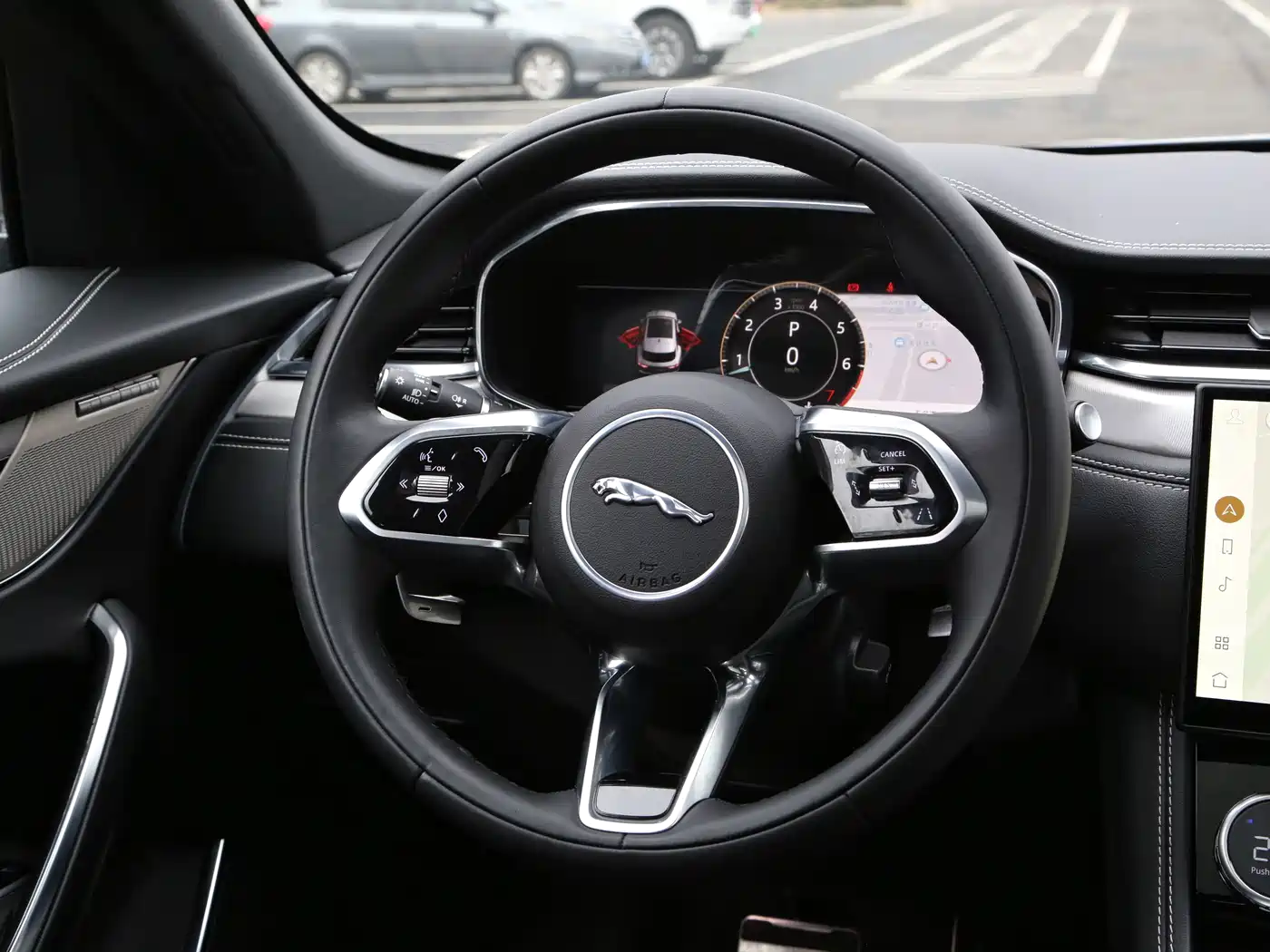 Jaguar F-PACE 2024 2024 P250 R-Dynamic SE
