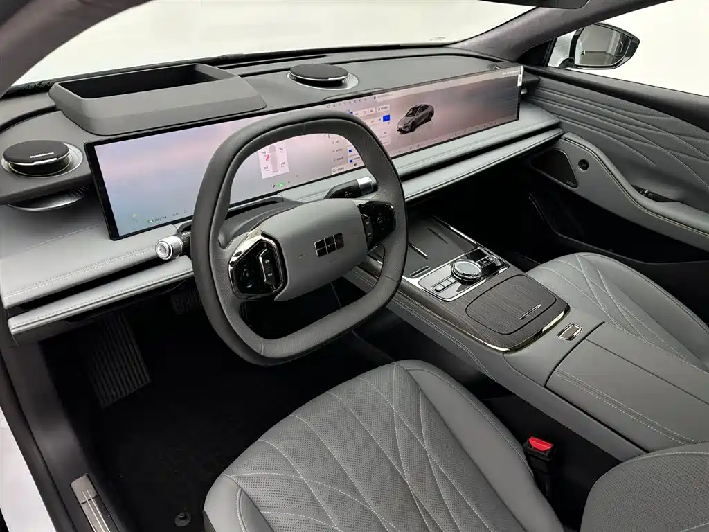 Geely Galaxy Galaxy E8 2025 700km Long Voyage Smart Drive Edition фото 16