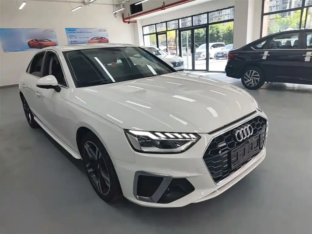 Audi A4L 2020 40 TFSI Luxury Dynamic фото 4