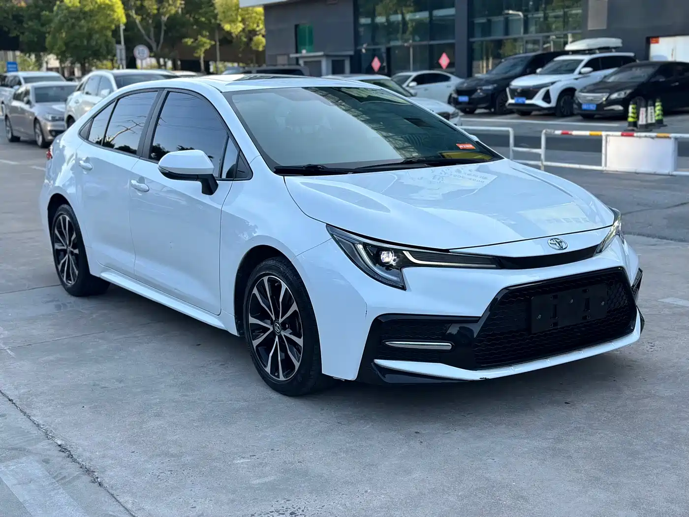 Toyota Levin 2022 185T CVT Sport Edition фото 3