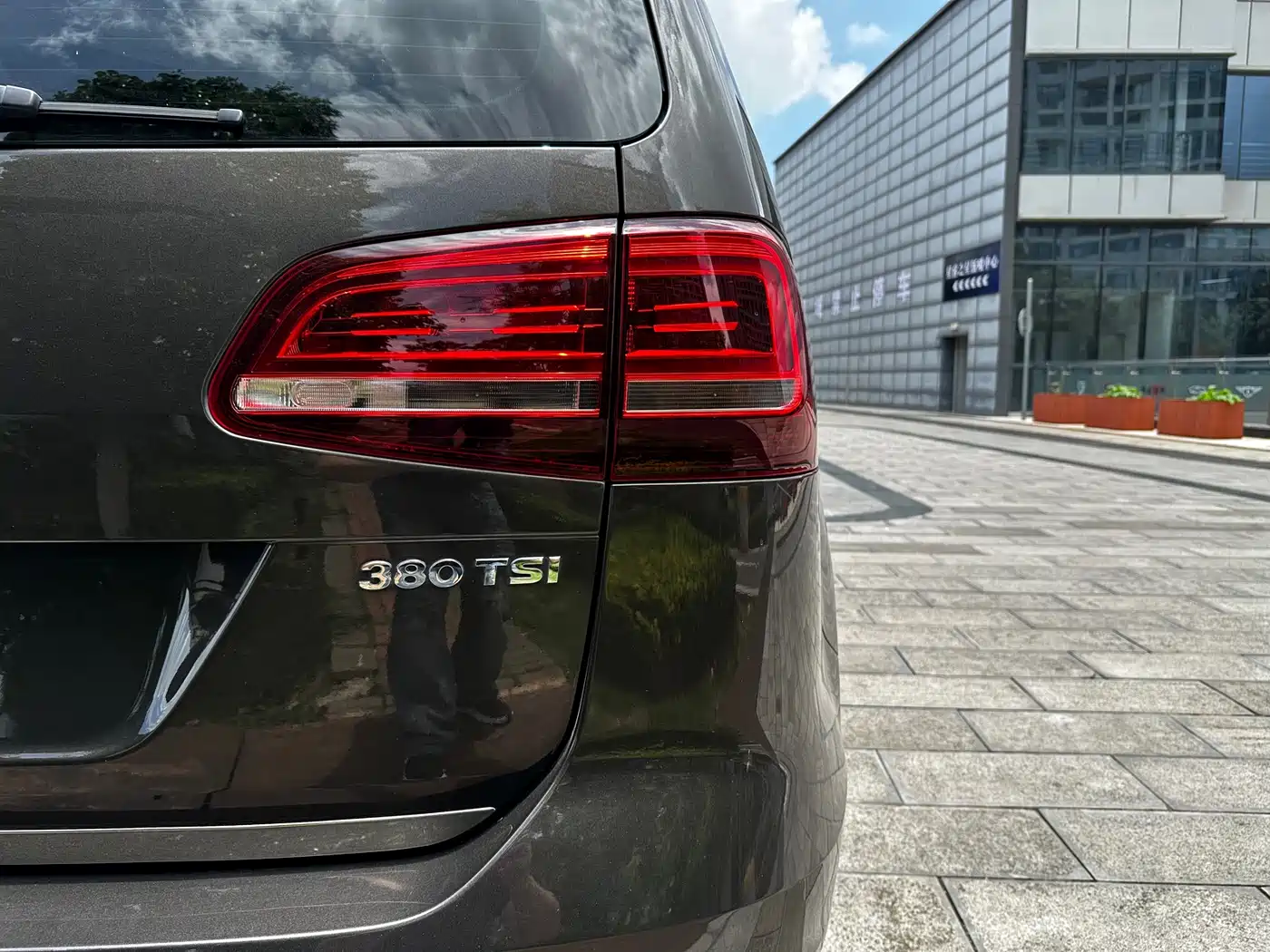 Volkswagen Sharan 2018 2018 380TSI Comfort 7-Seater