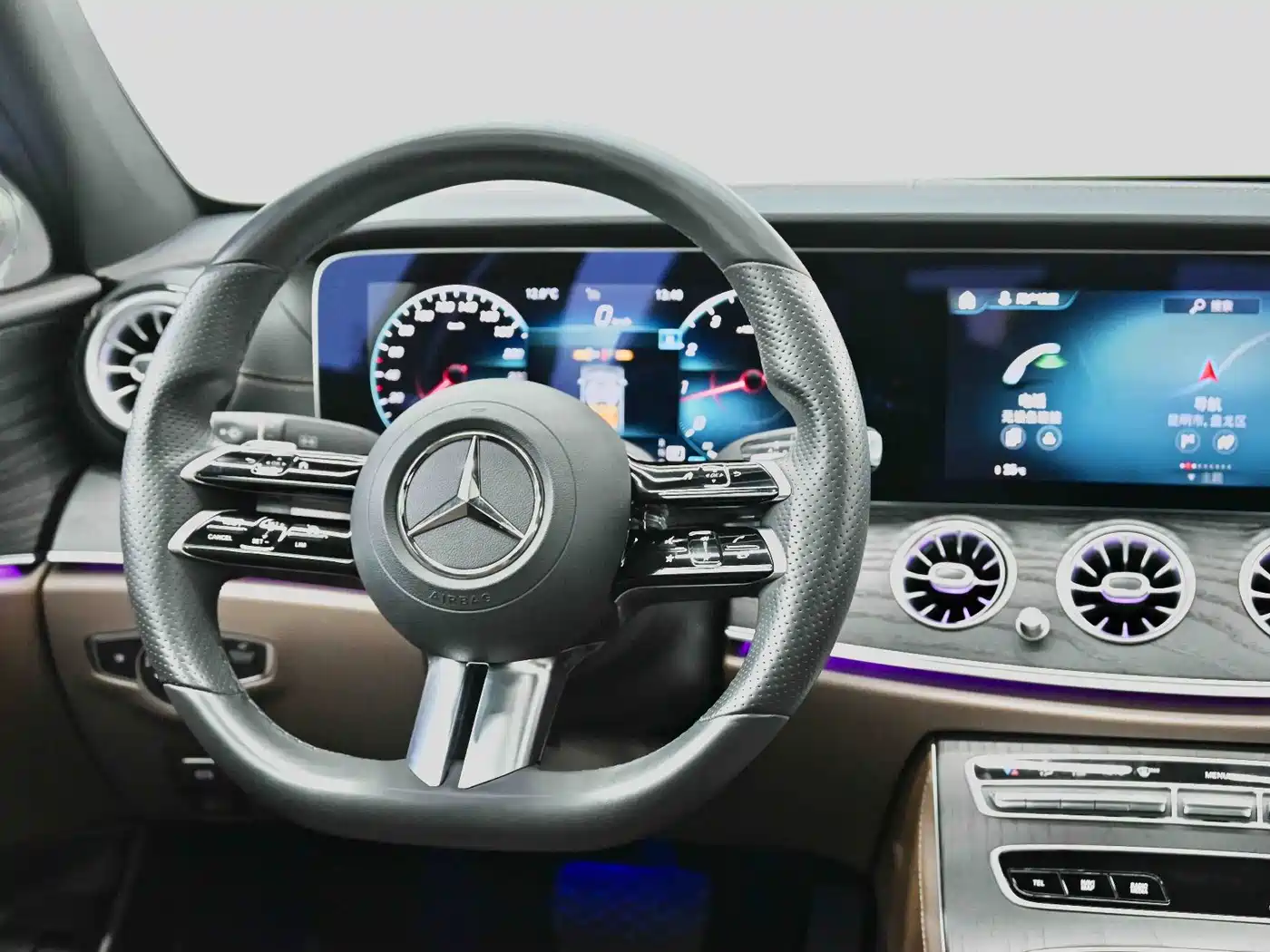 E CLASS