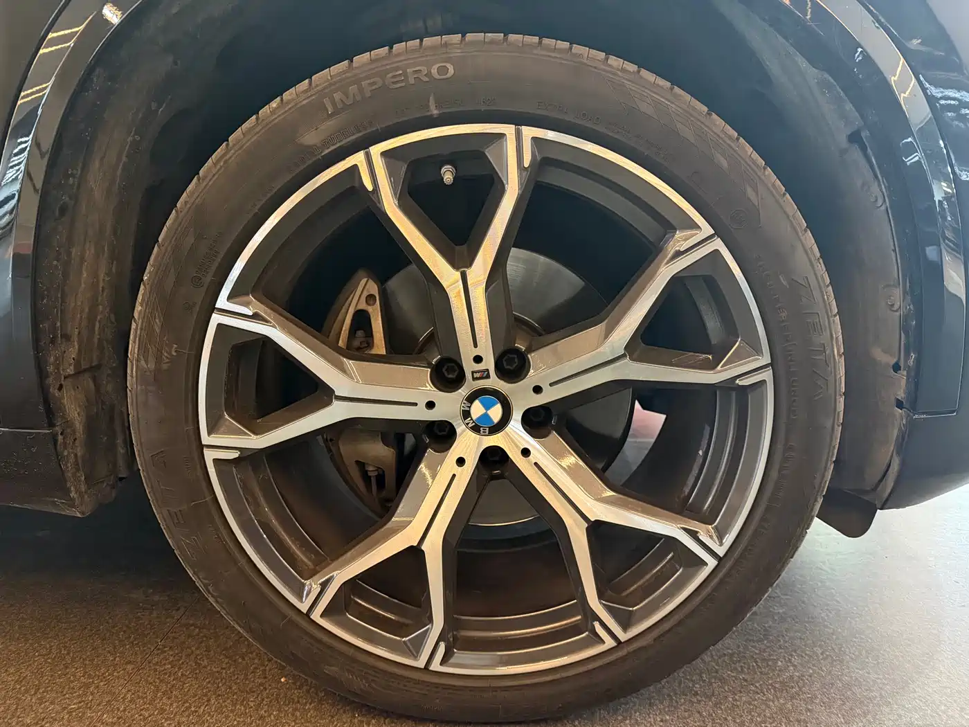 BMW X5 2022 xDrive 40Li Premium M Sport Package фото 18