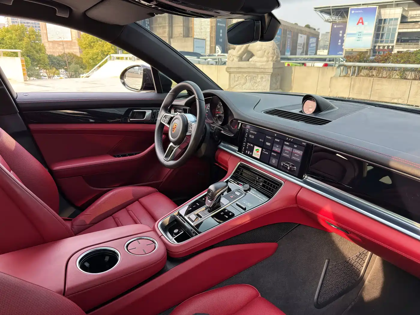 Porsche Panamera 2017 Panamera 4 Sport Turismo 3.0T фото 12