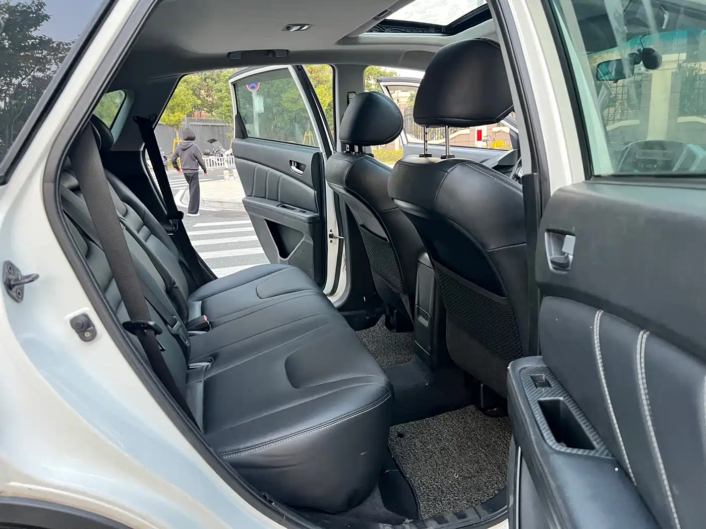 Luxgen U6 SUV 2015 2015 1.8T Fashion Edition