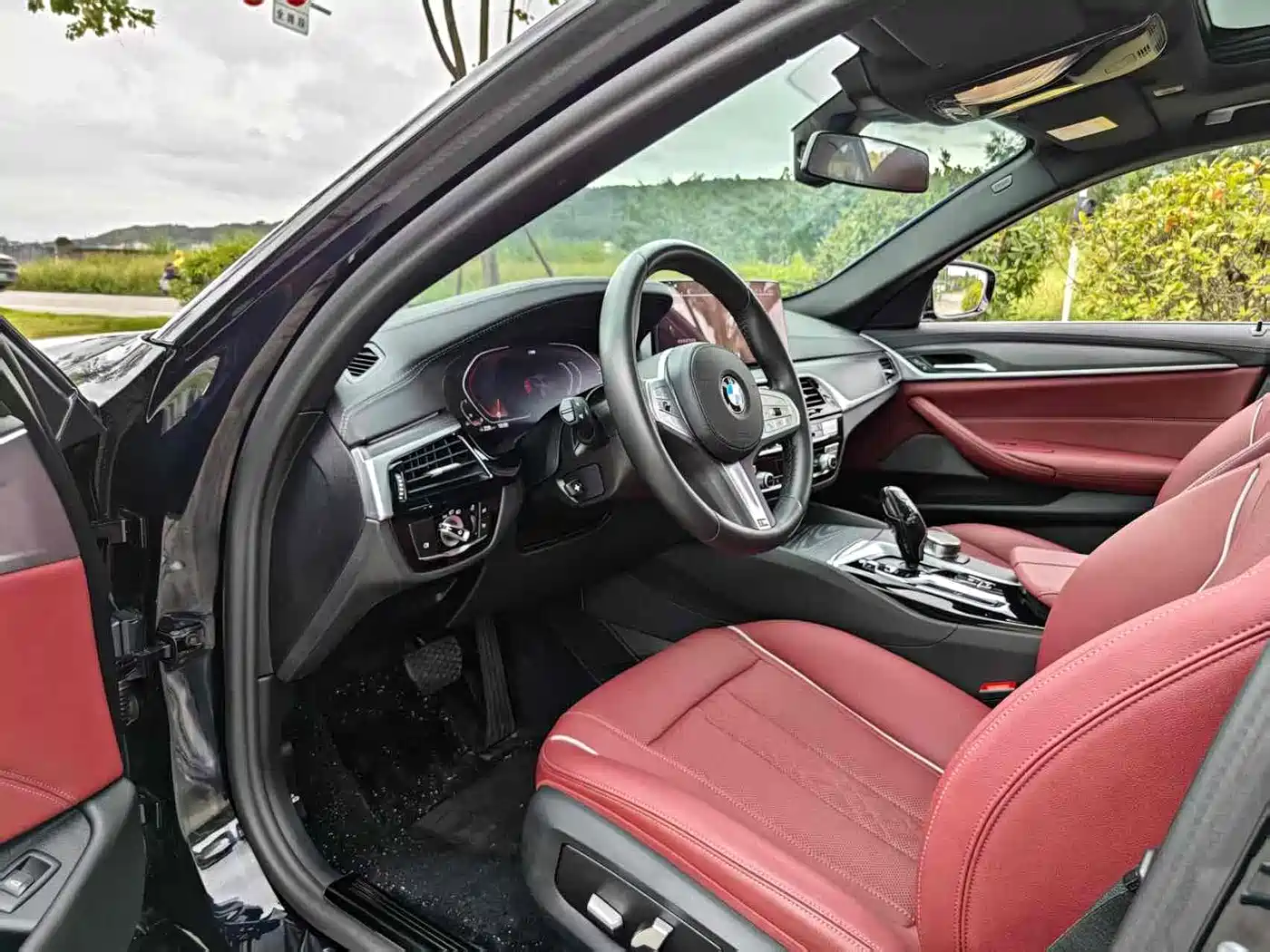 BMW 5 Series 2023 Facelift 530Li Leading M Sport Package фото 9