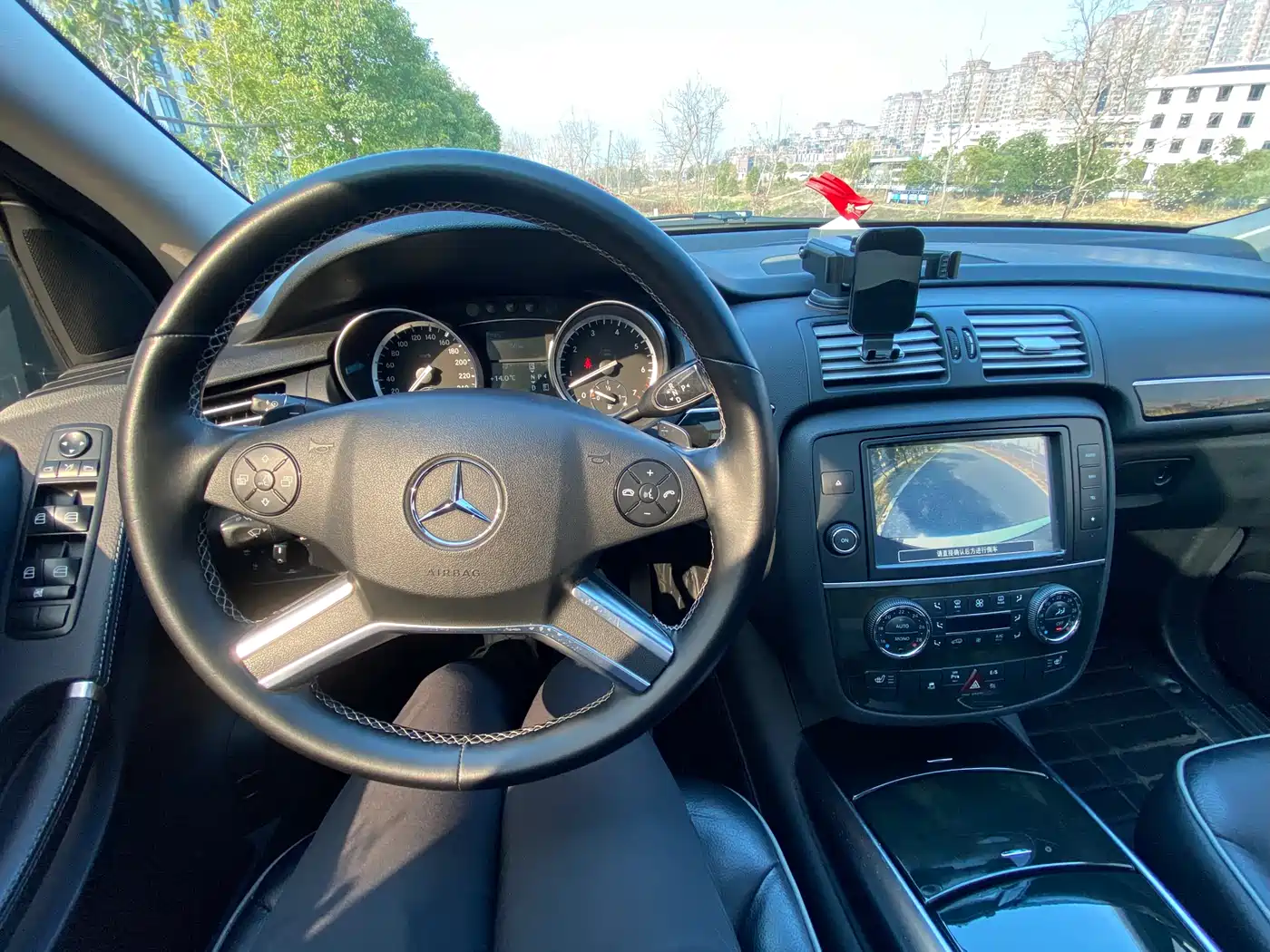 Mercedes-Benz R-Class 2017 R 320 4MATIC Business Collector's Edition фото 16